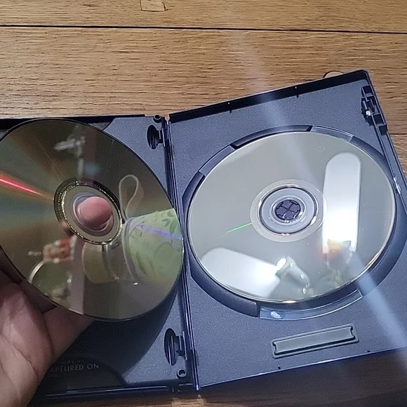 The Lord of the Rings DVD Bundle - Picture 9 of 9